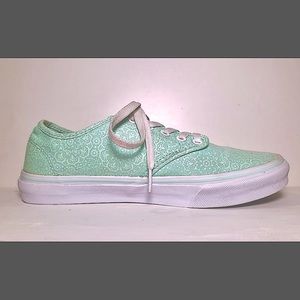 Women’s Vans Size 9